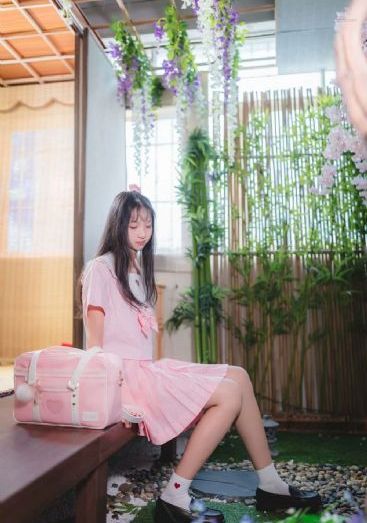 大胸儿媳妇hd_超清高清在线