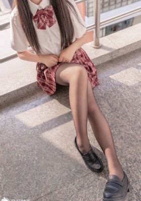 《四位少妇按摩记》中文_4K在线观看