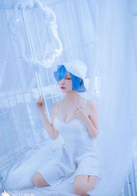 电影紧身衣女郎_720完整在线观看